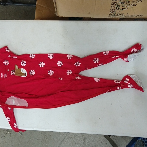 NEW! Toddler Christmas Snowflake Reindeer / Santa Footed Pajama Set - Carter's - Picture 12 of 14